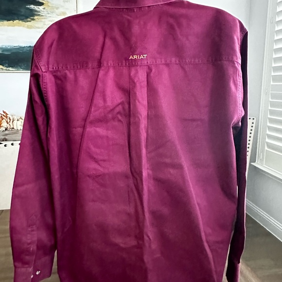 Ariat long sleeve button down size xl - Picture 3 of 4